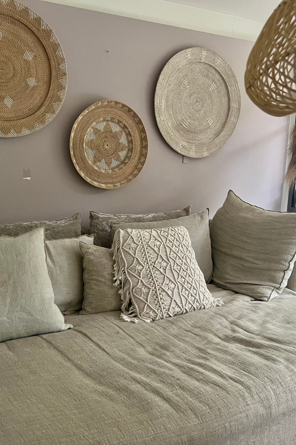 New in our XXL wall baskets sets handicrafted on the beautiful island of Bali.