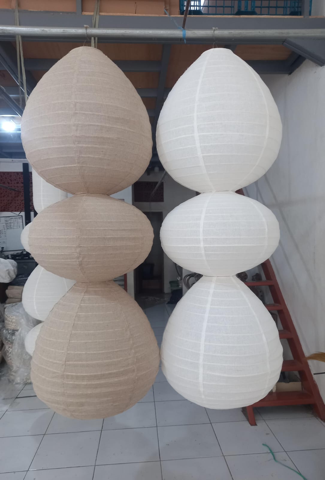 Organische vormen lamp - 3 verschillende vormen - 220 x 40 cm - wit linnen