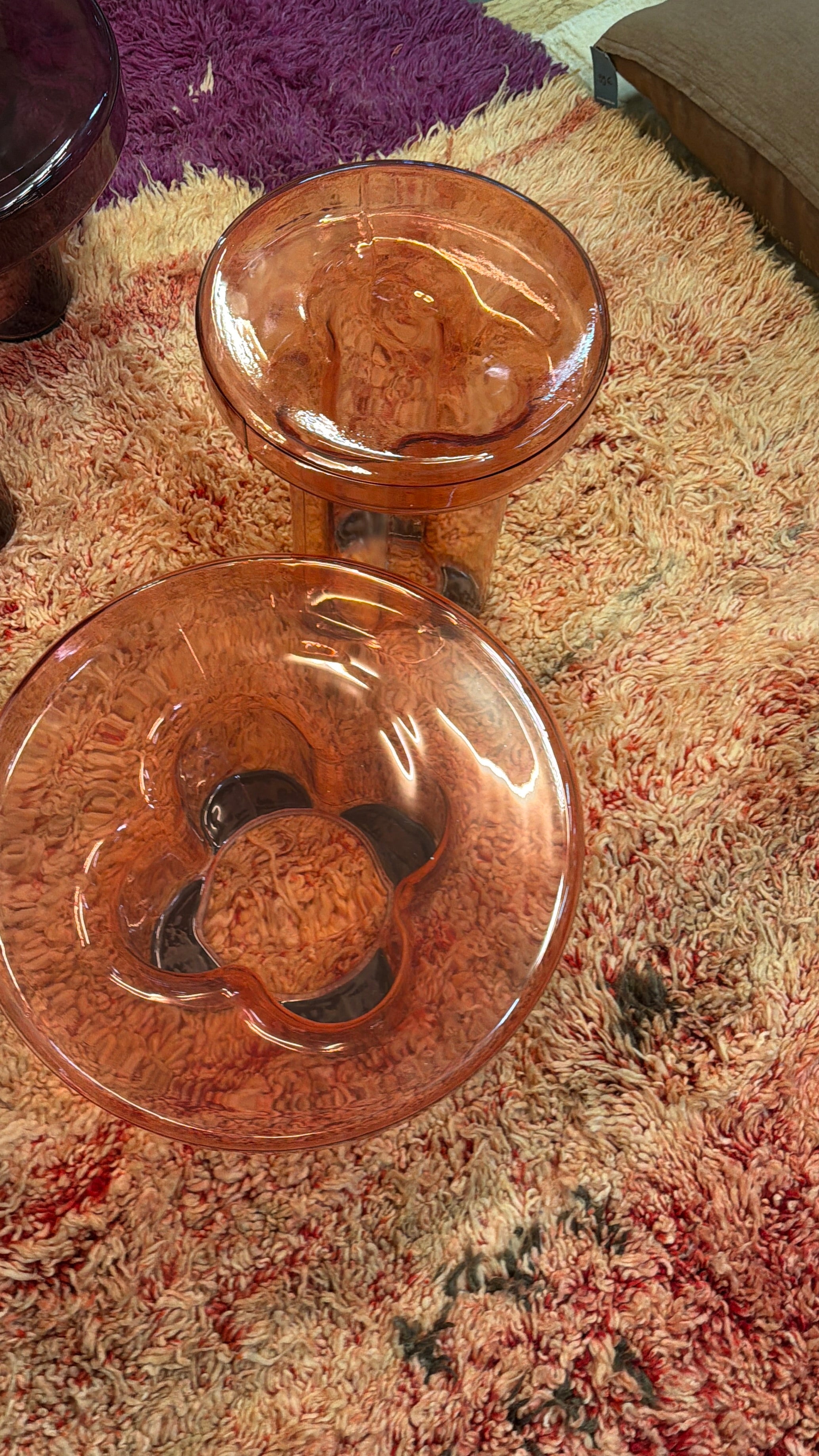 Rosa · Handgeblazen Glazen Bijzettafel · Roze