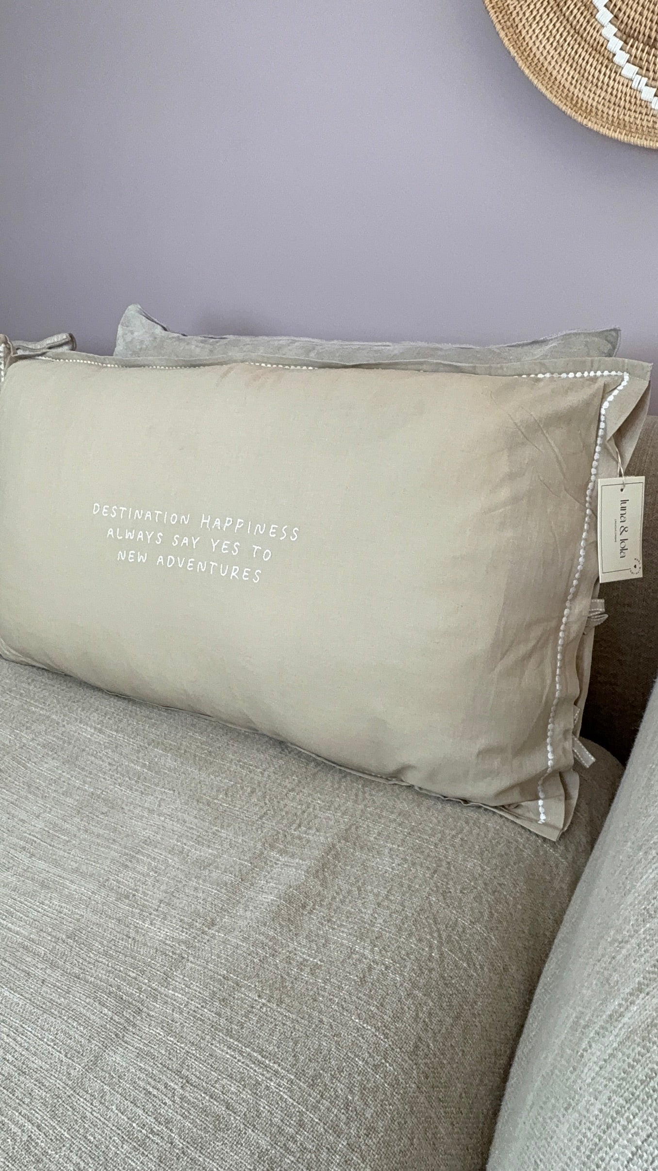 Linnen Pillow + Filling | Destination Happiness | Natural