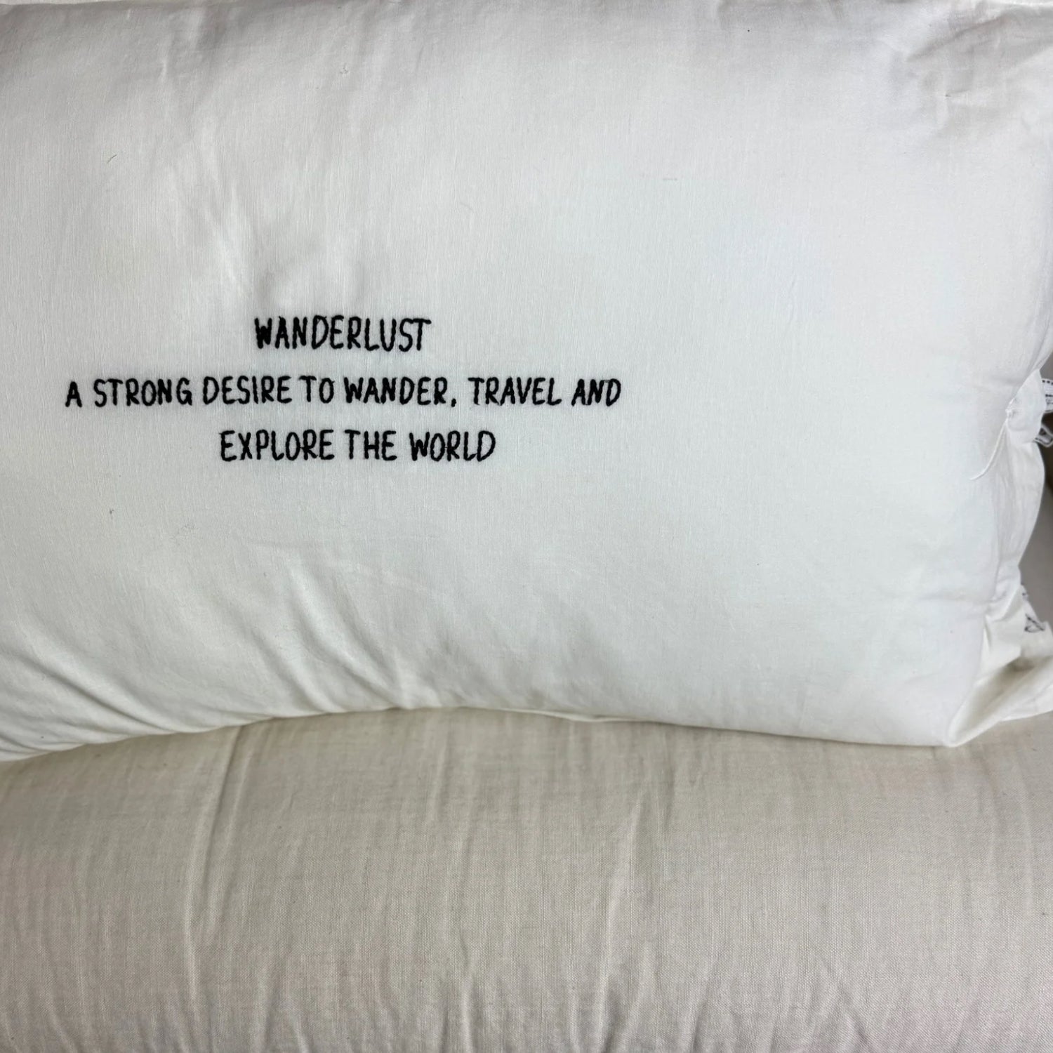 Linnen Pillow + Filling | Wanderlust | White