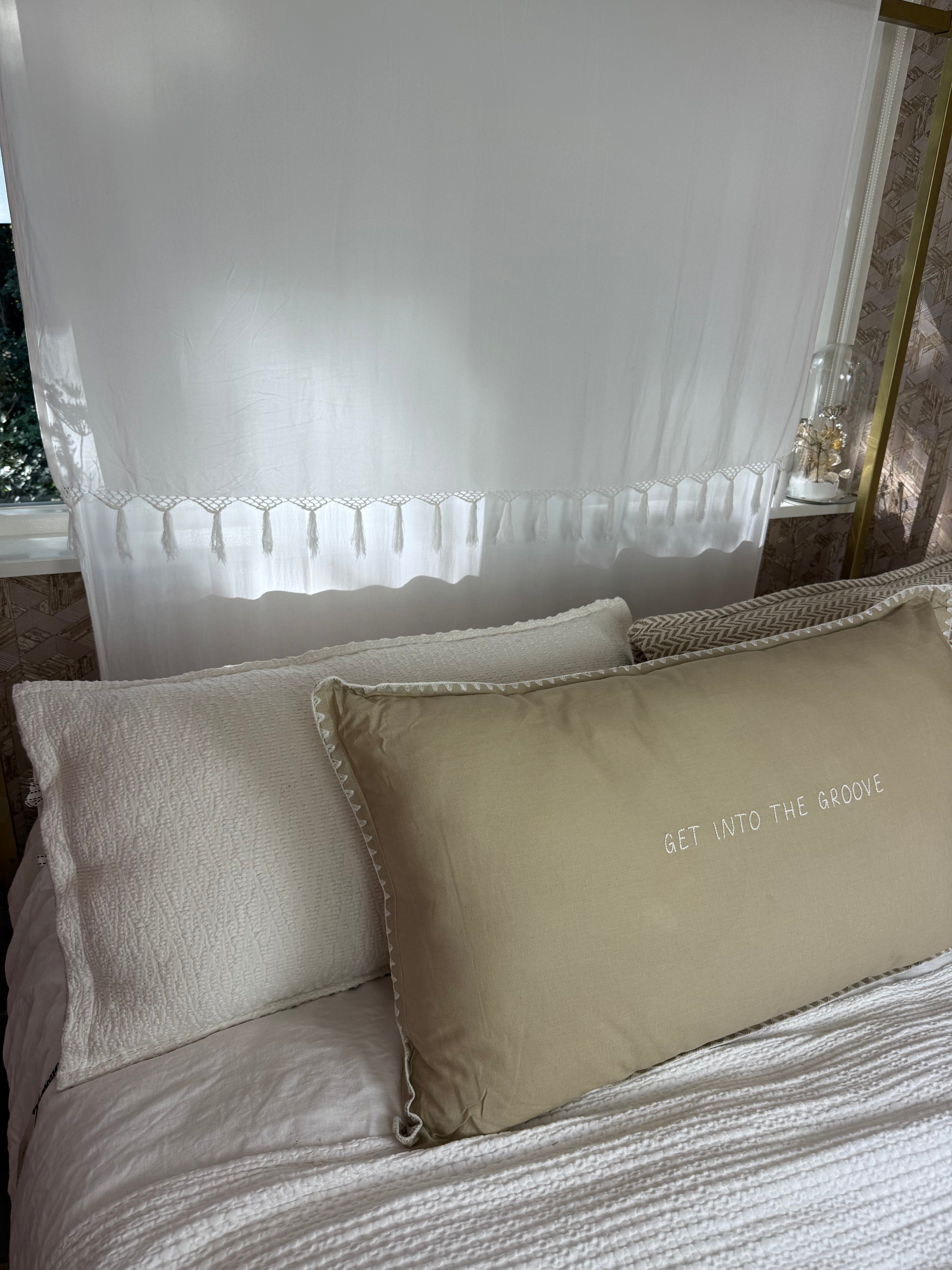 Linnen kussen + binnenkussen | Get Into The Groove | Naturel