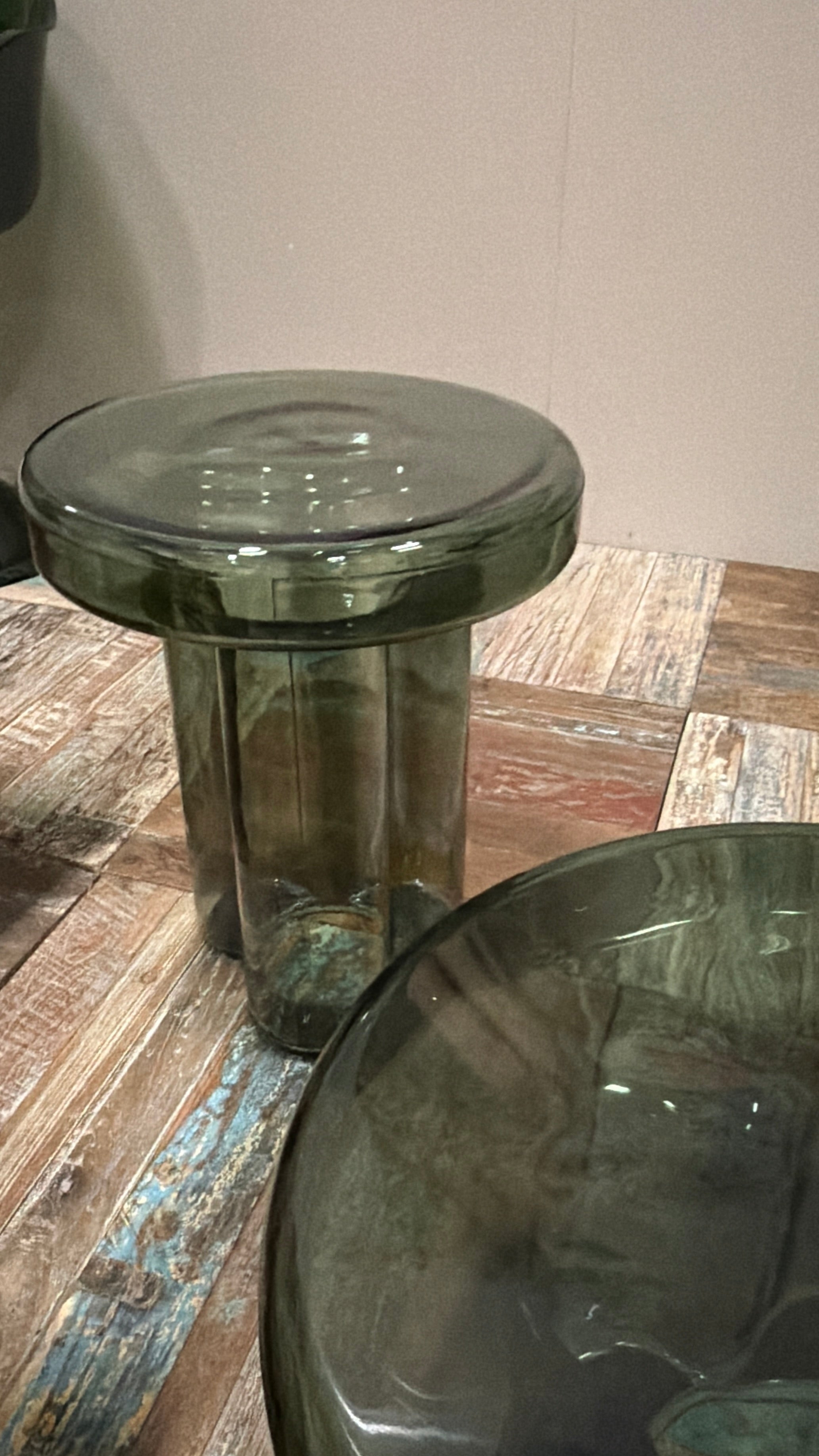 Olivia · Handgeblazen Glazen Bijzettafel · Groen