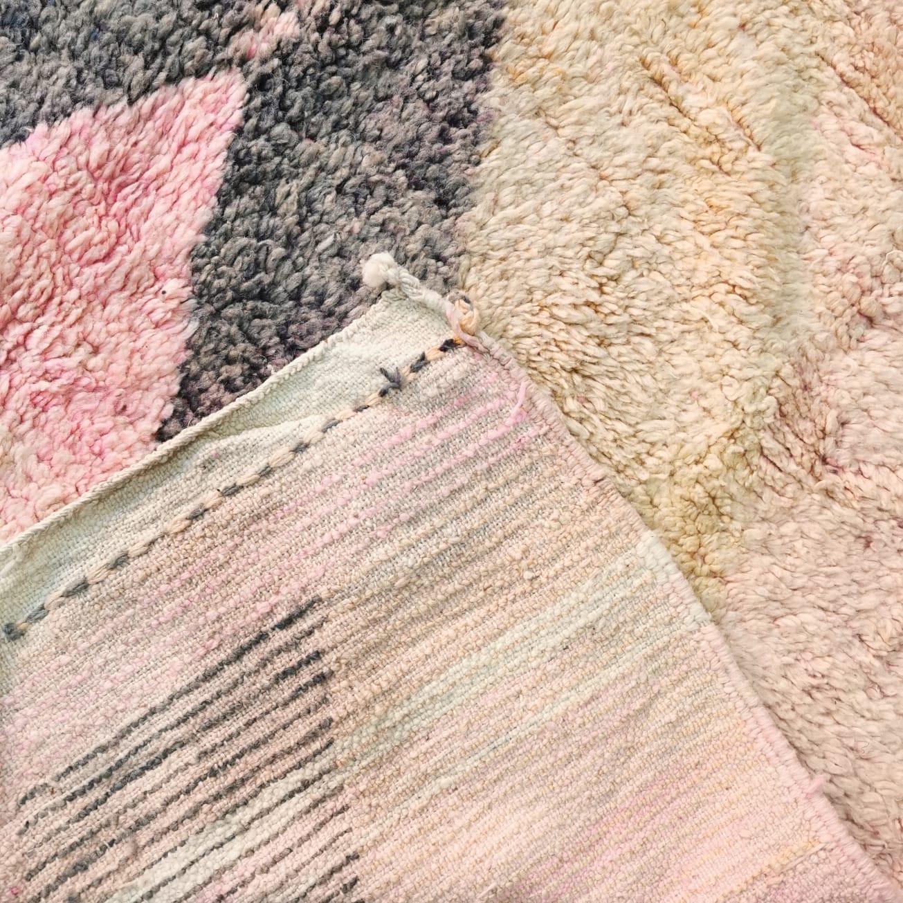 Bajoud kleed 250x 150 cm.