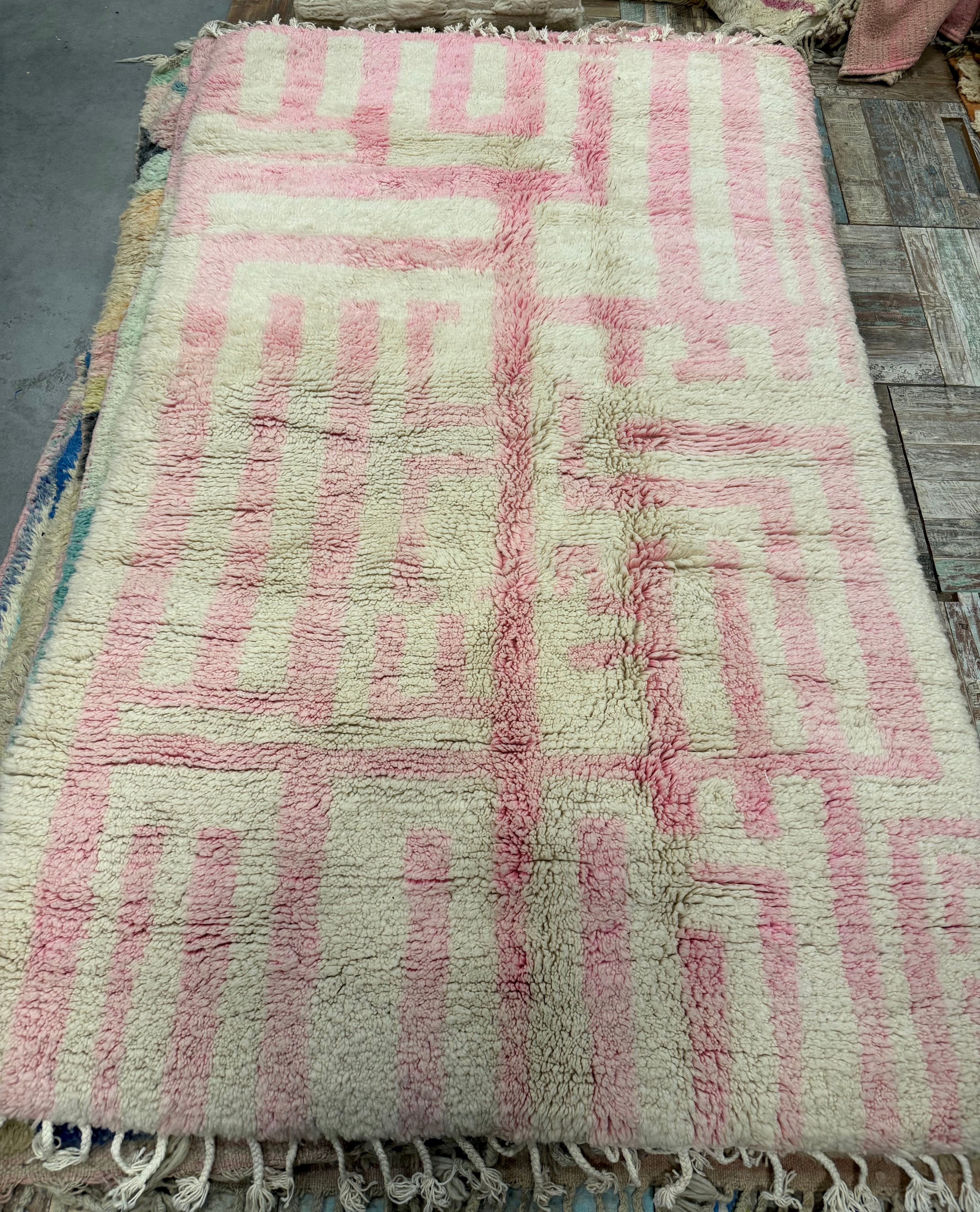 Kleed pinky vibes - 100% Wol | 260  x 155 cm - er is er maar één van in de hele wereld