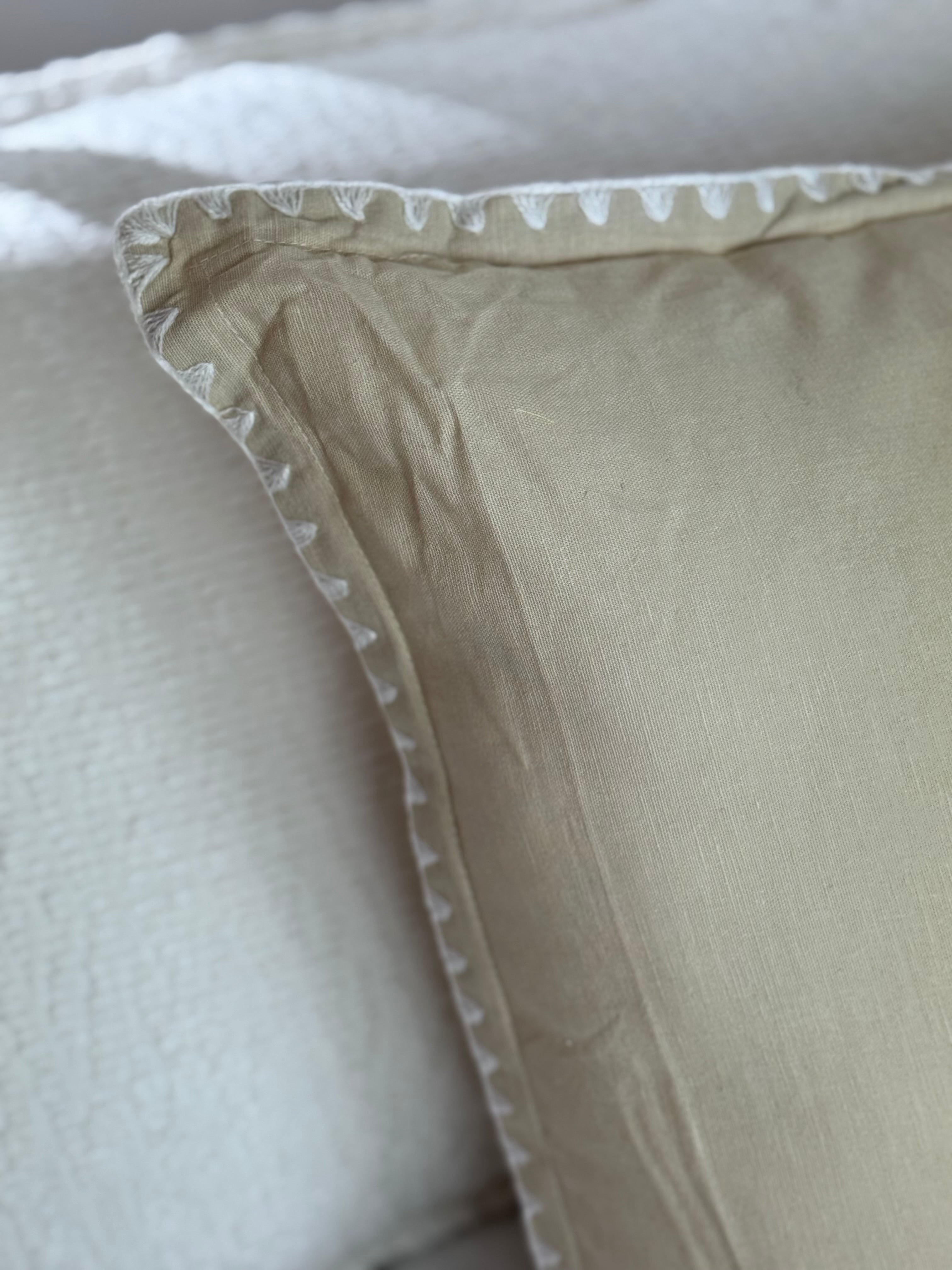 Linnen Pillow + Filling | Palm Trees Ocean Breeze | Natural