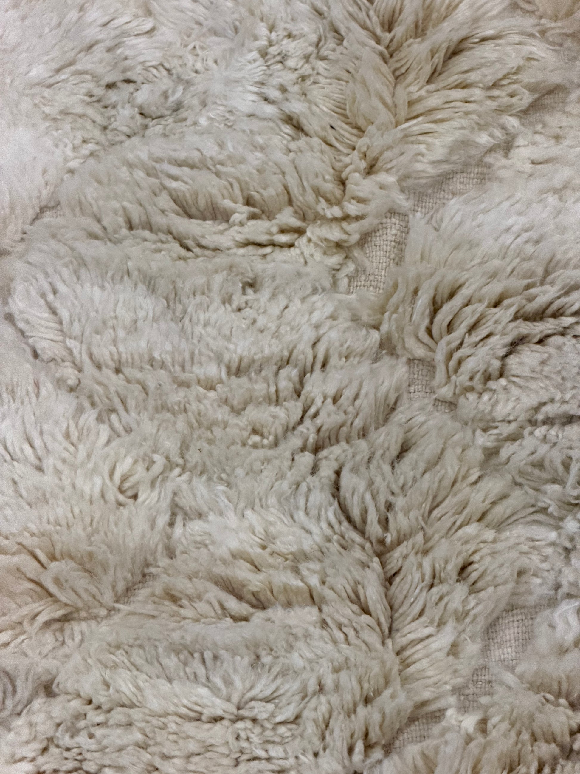 Essaouira · Handgeknoopt Wollen Vloerkleed · 243 x 150 cm · Gebroken Wit – weergave 2
