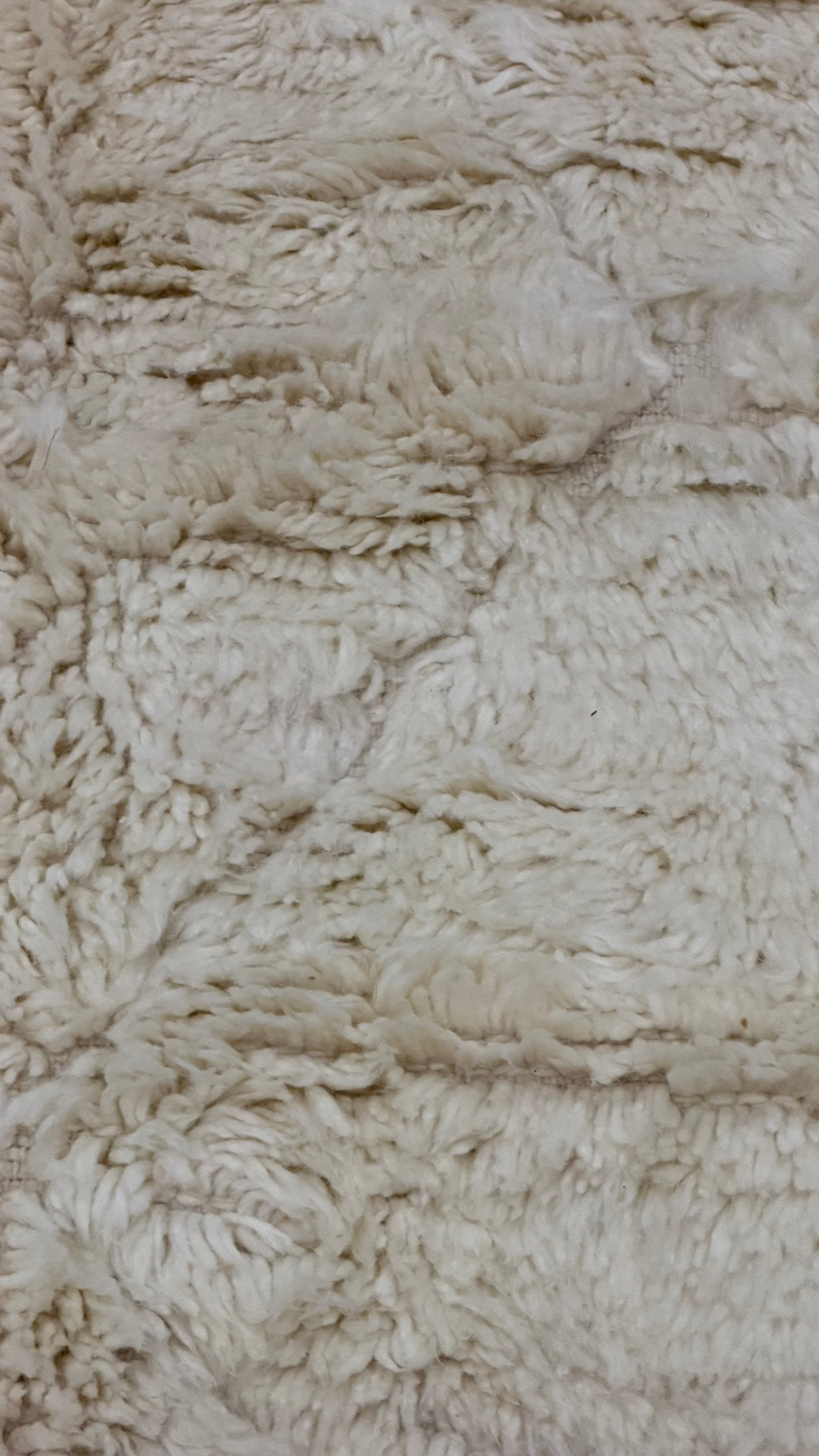 Draa · Handgeknoopt Wollen Vloerkleed · 230 x 147 cm · Gebroken Wit