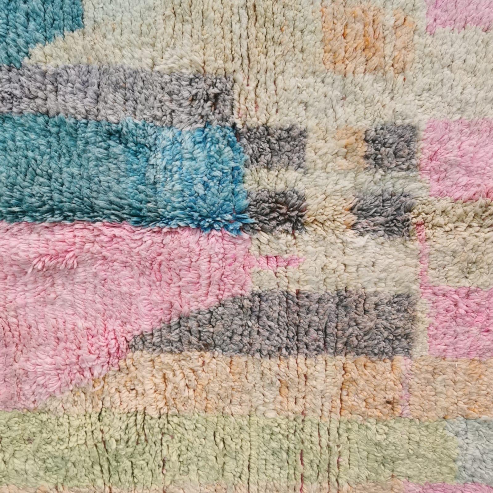 Bajoud kleed 250x 150 cm.