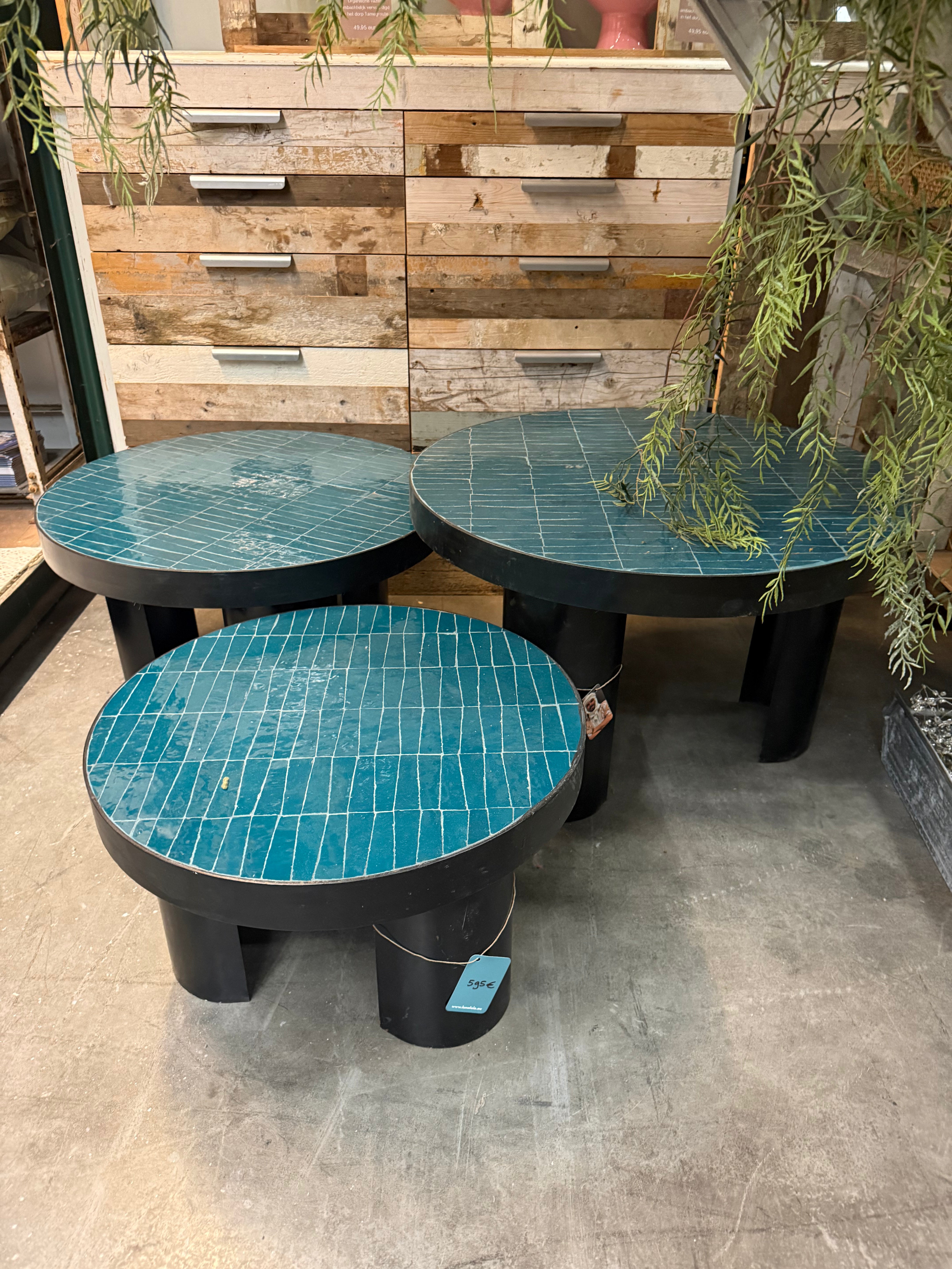Tegeltjes ronde bijzet tafel - blauw - 50 cm - uniek exemplaar