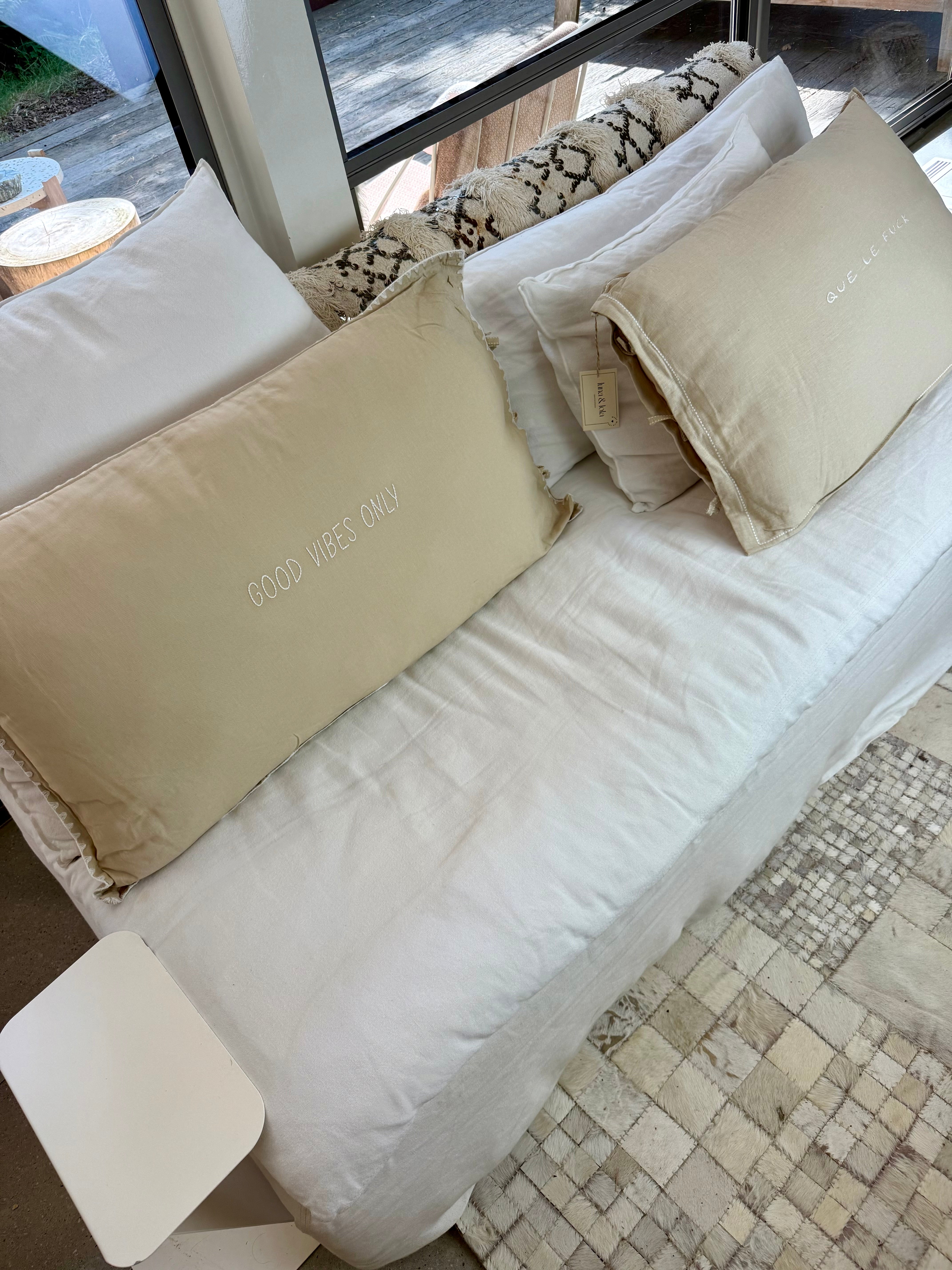 Linnen Pillow + Filling | Good Vibes Only | Natural