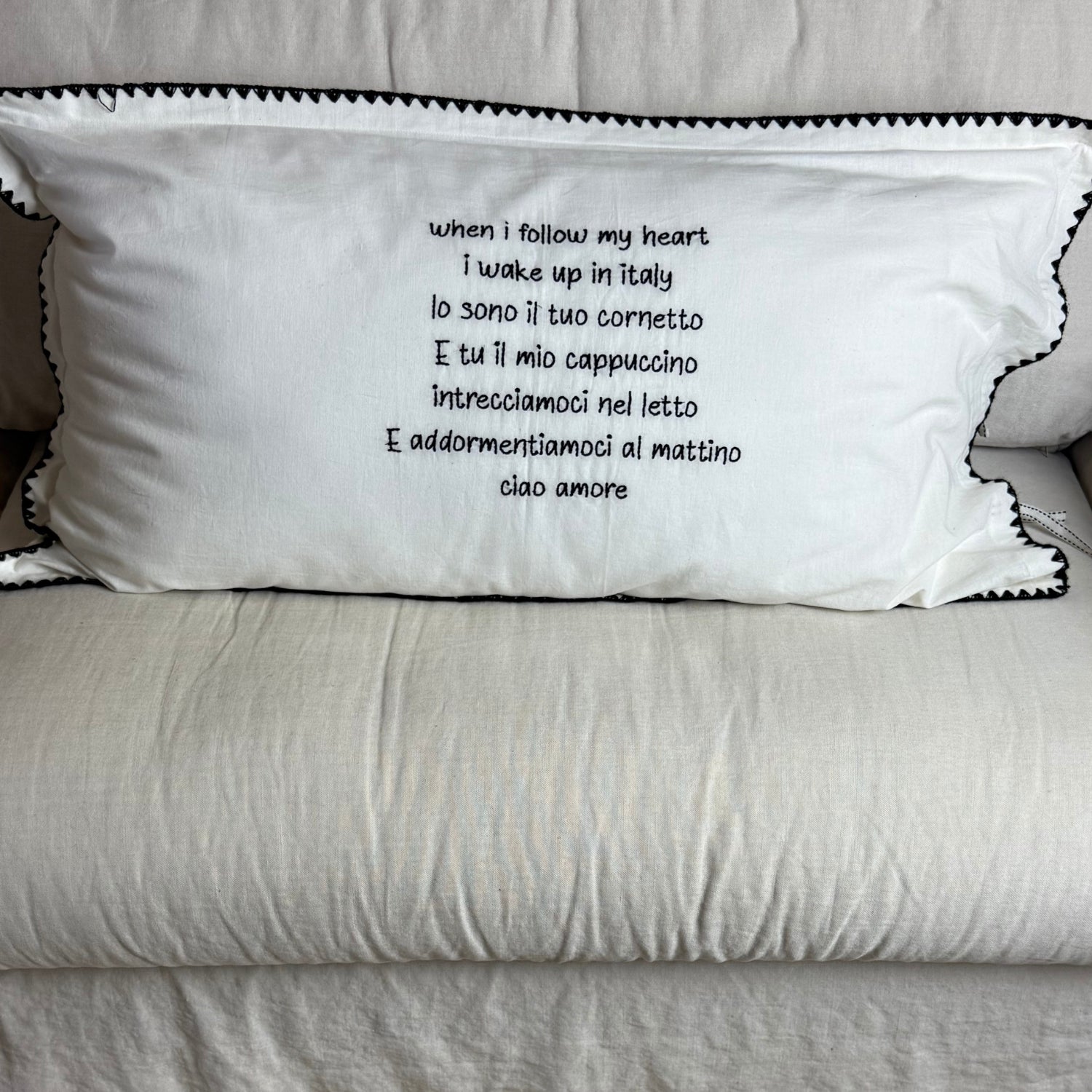 Linnen Pillow + Filling | I Wake Up In Italy | White