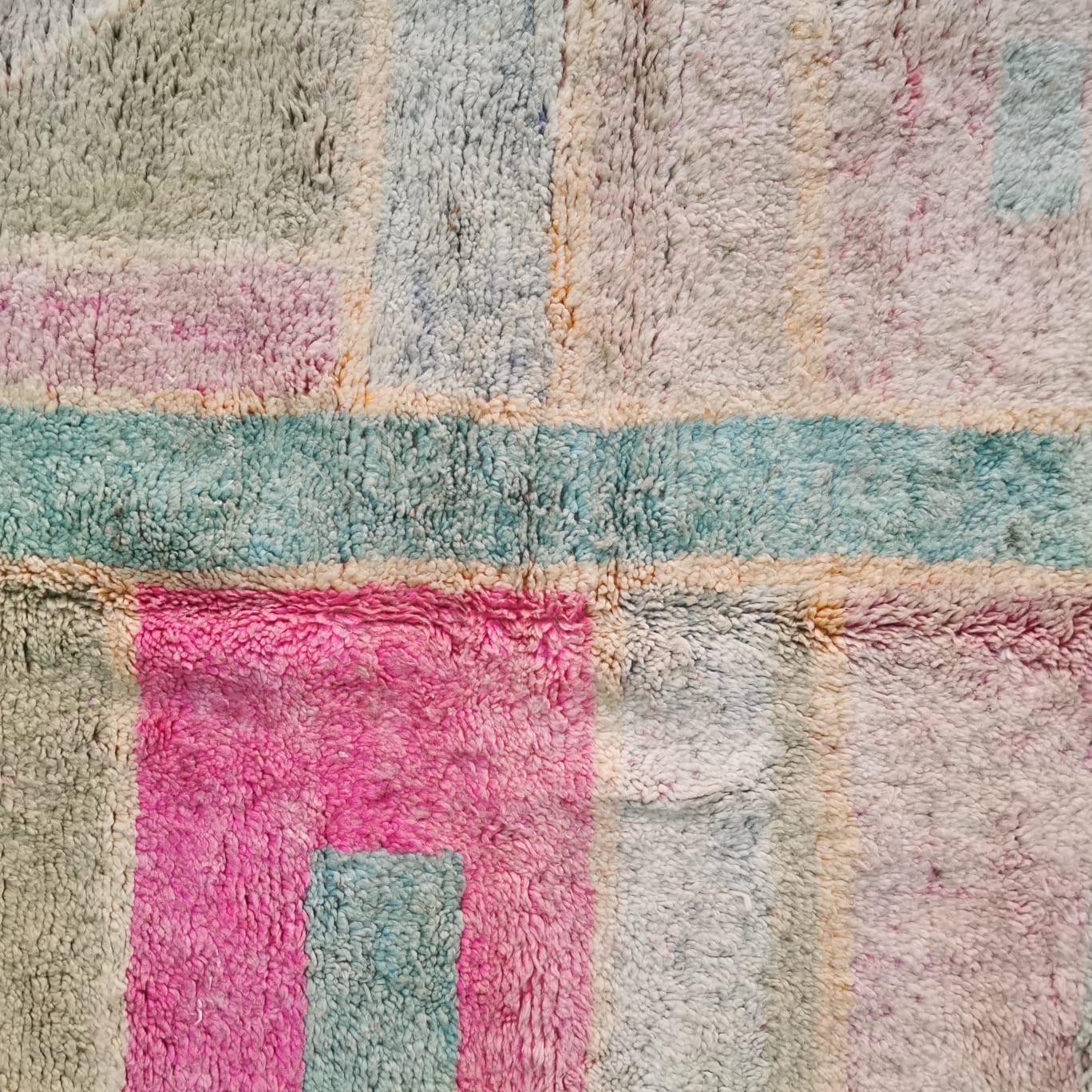 Bajoud kleed 250x 150 cm.