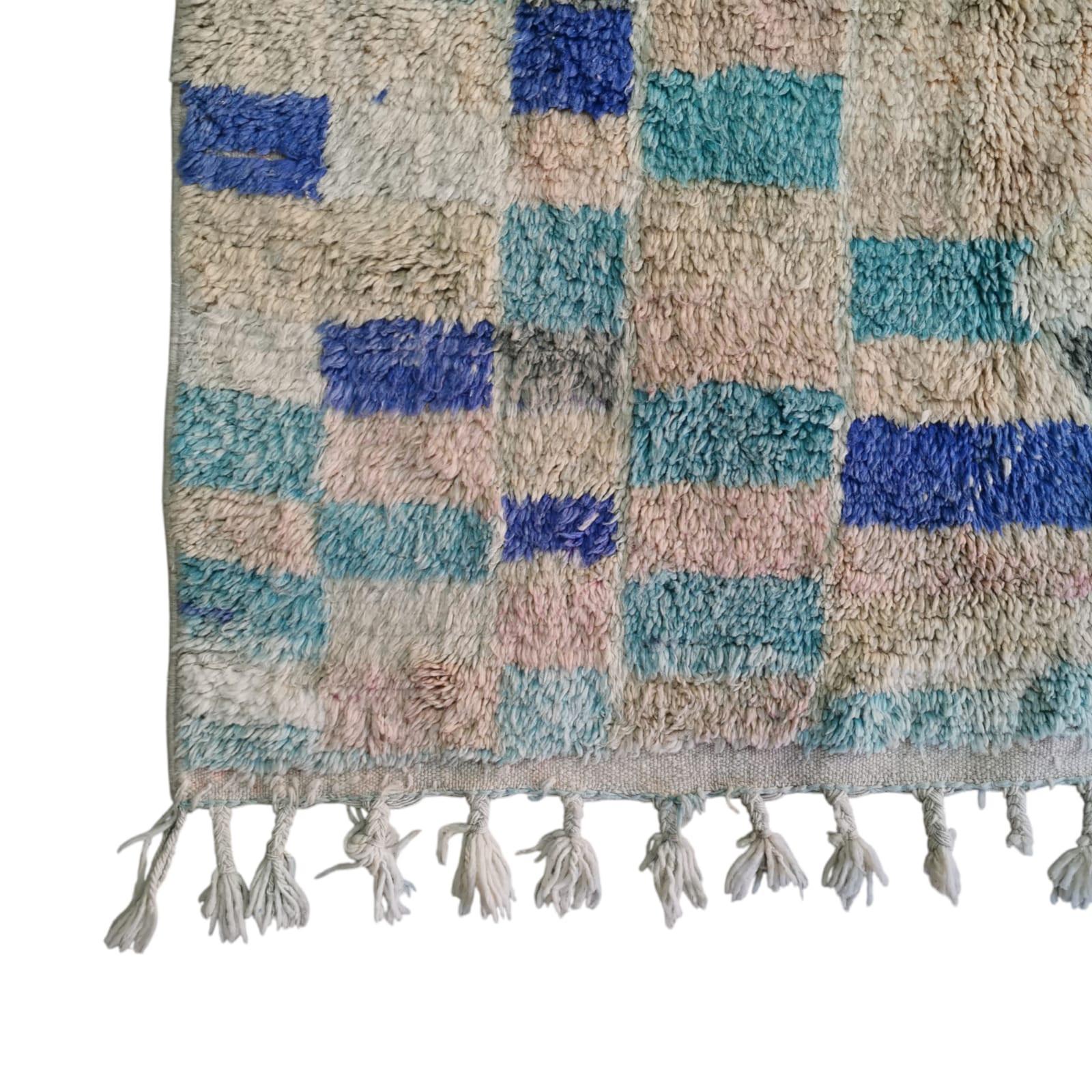 Bajoud kleed 250x 150 cm.