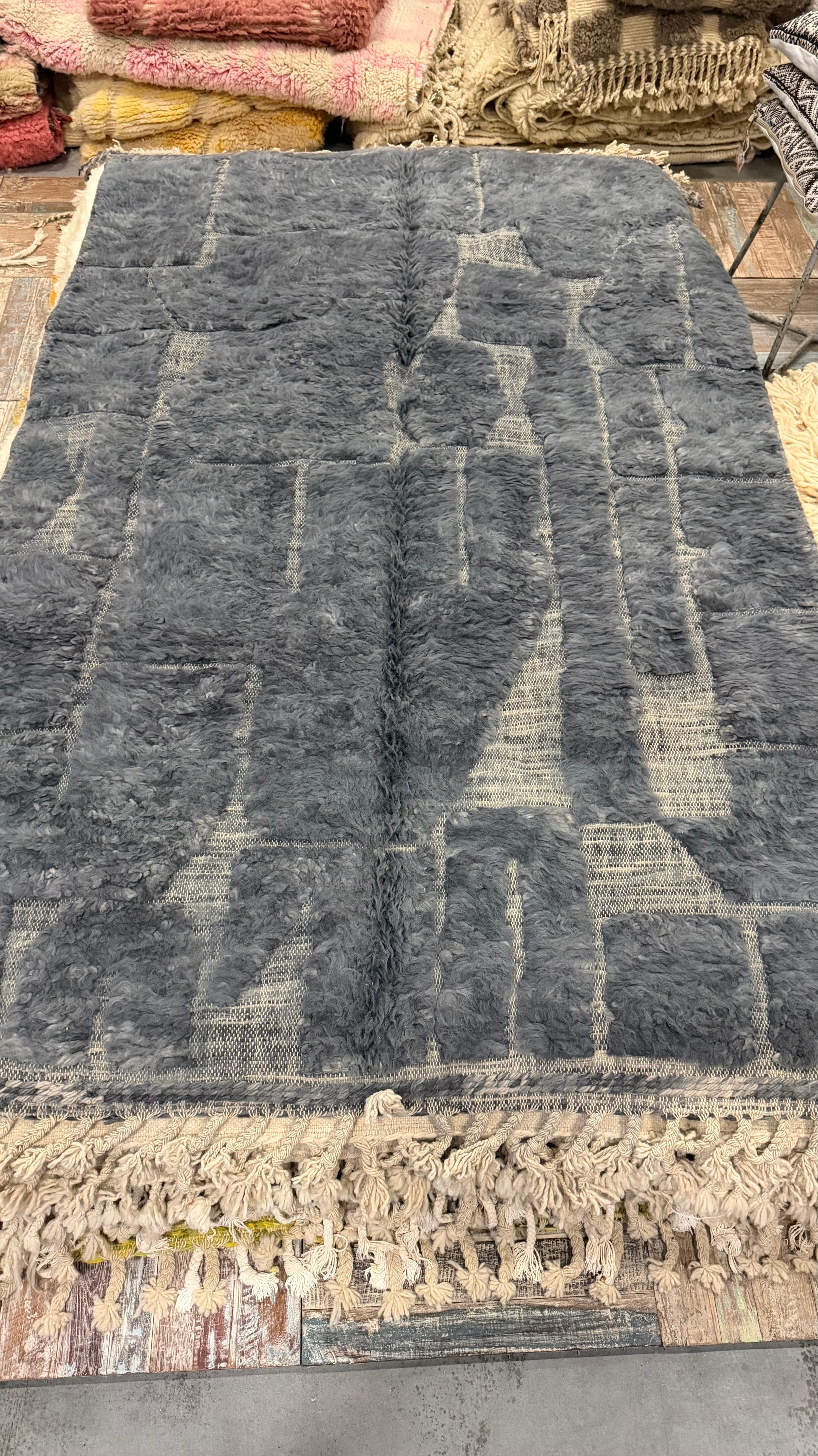 Jeans blauw kleed – Handgeknoopt Berber vloerkleed uit Marokko | 250 x 150 cm