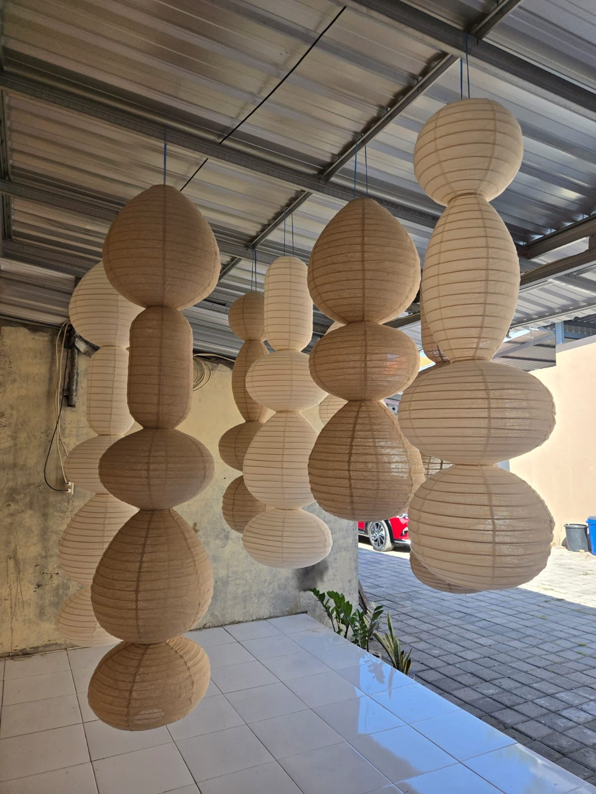 Organische vormen lamp - 4 verschillende vormen - 220 x 40 cm - naturel linnen