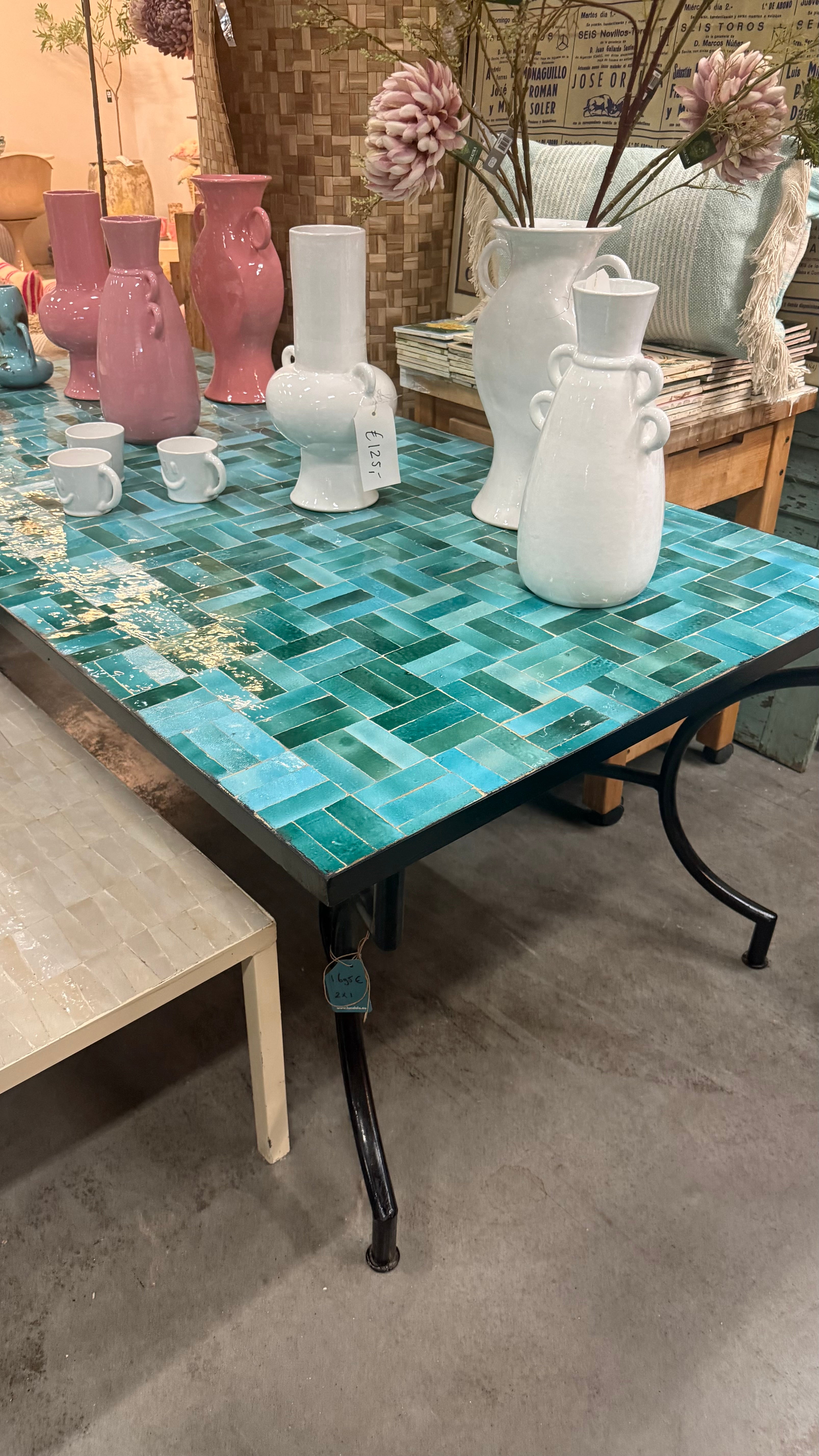 Tegeltjes tafel - turqoise - 200 x 100 cm - uniek exemplaar