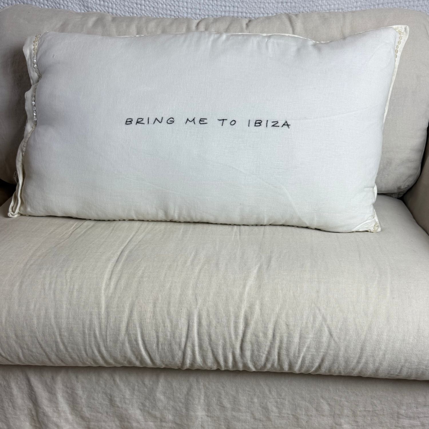 Linnen Pillow + Filling | Bring Me To Ibiza | White