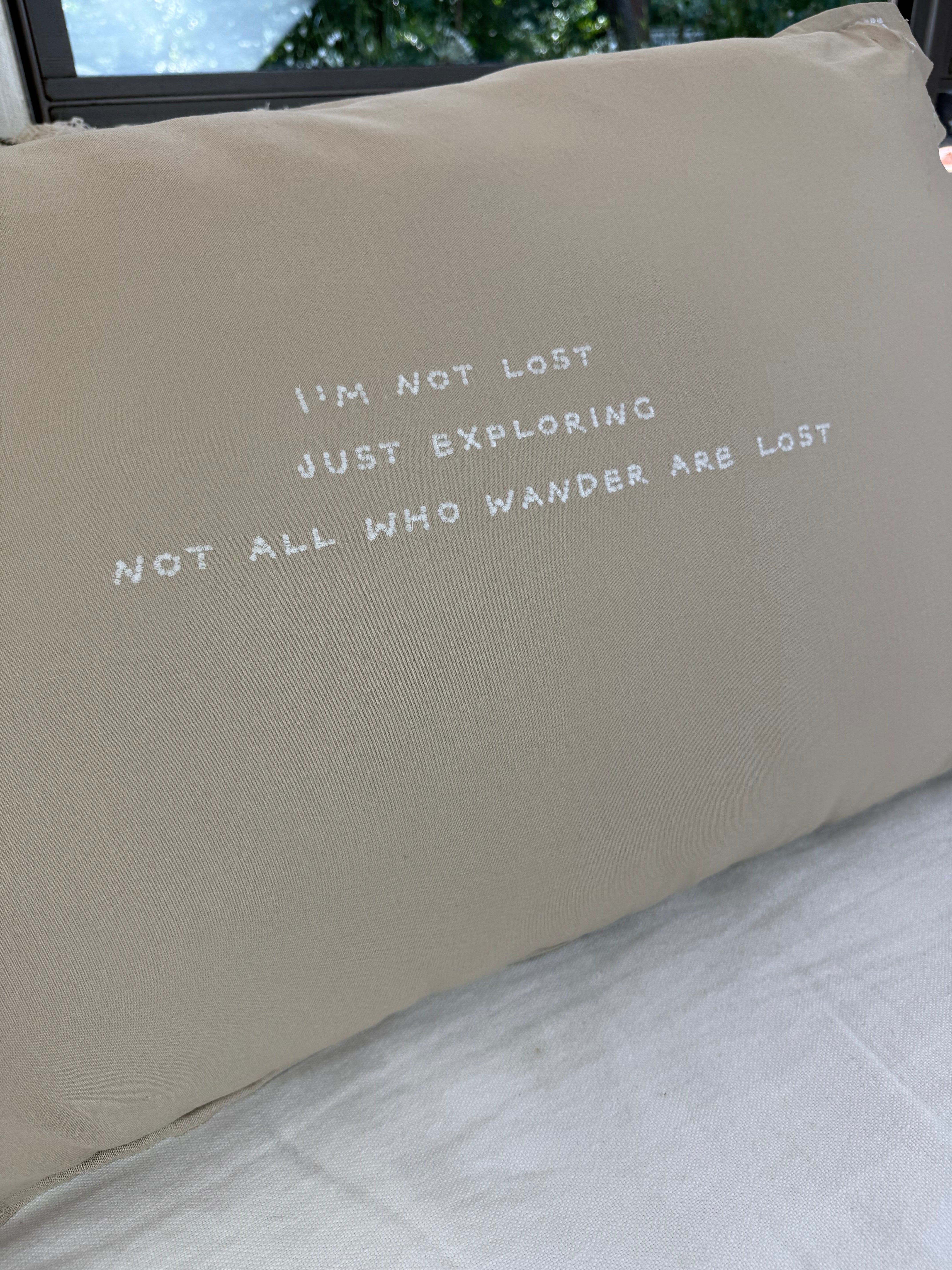 Linnen Pillow + Filling | I'm Not Lost | Natural