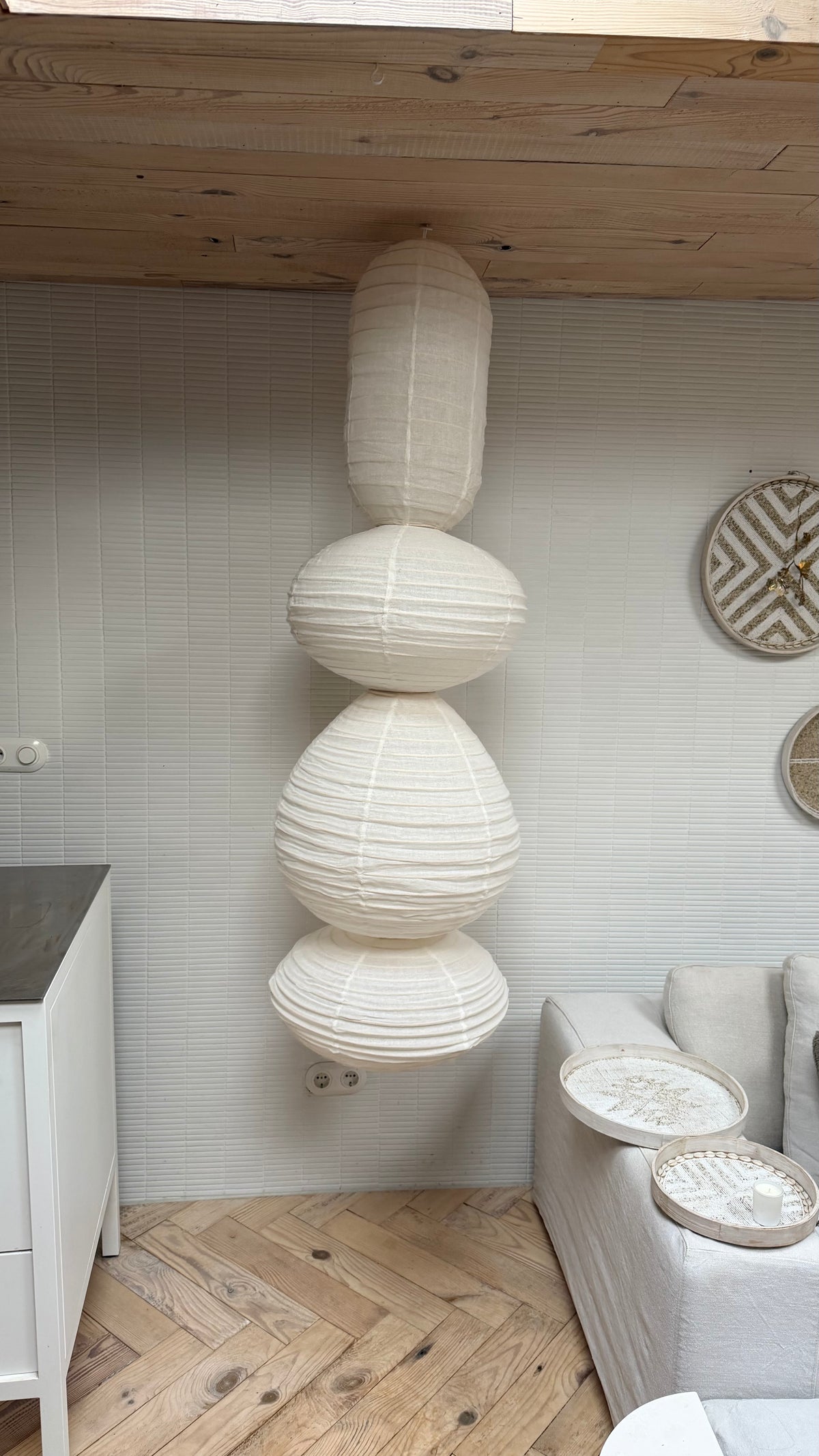 Organische vormen lamp - 4 verschillende vormen - 220 x 40 cm - wit linnen