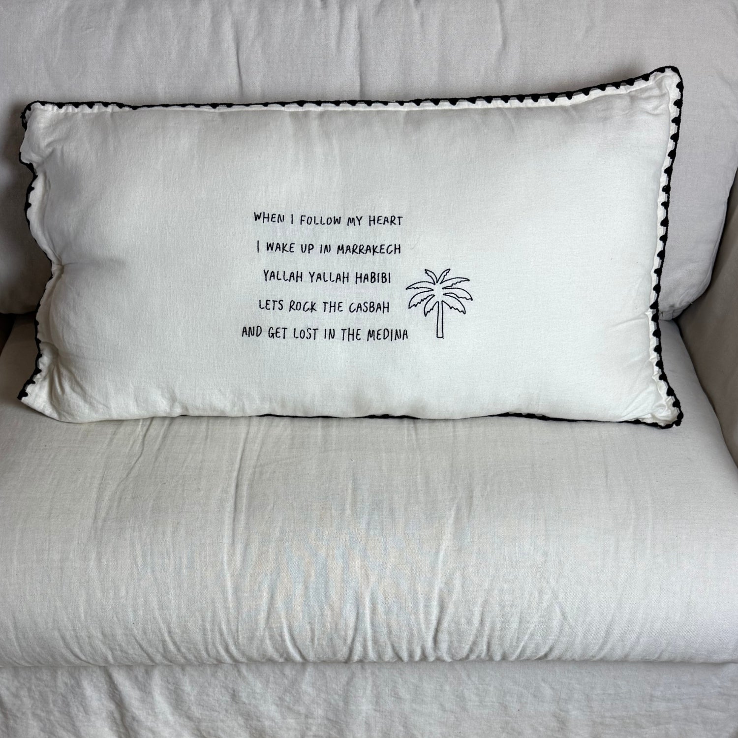 Linnen Pillow + Filling | I Wake Up In Marrakech | Natural