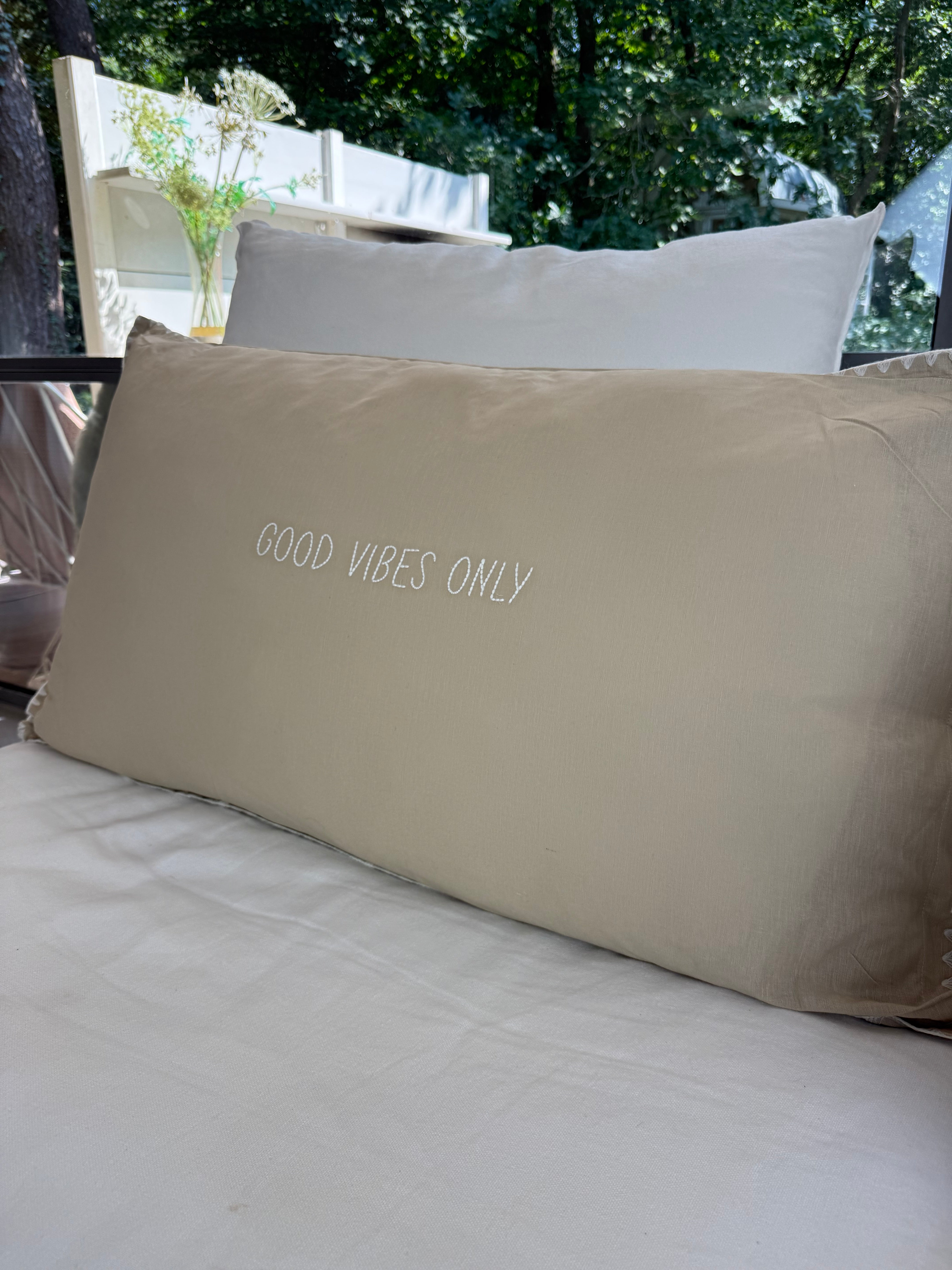 Linnen Pillow + Filling | Good Vibes Only | Natural