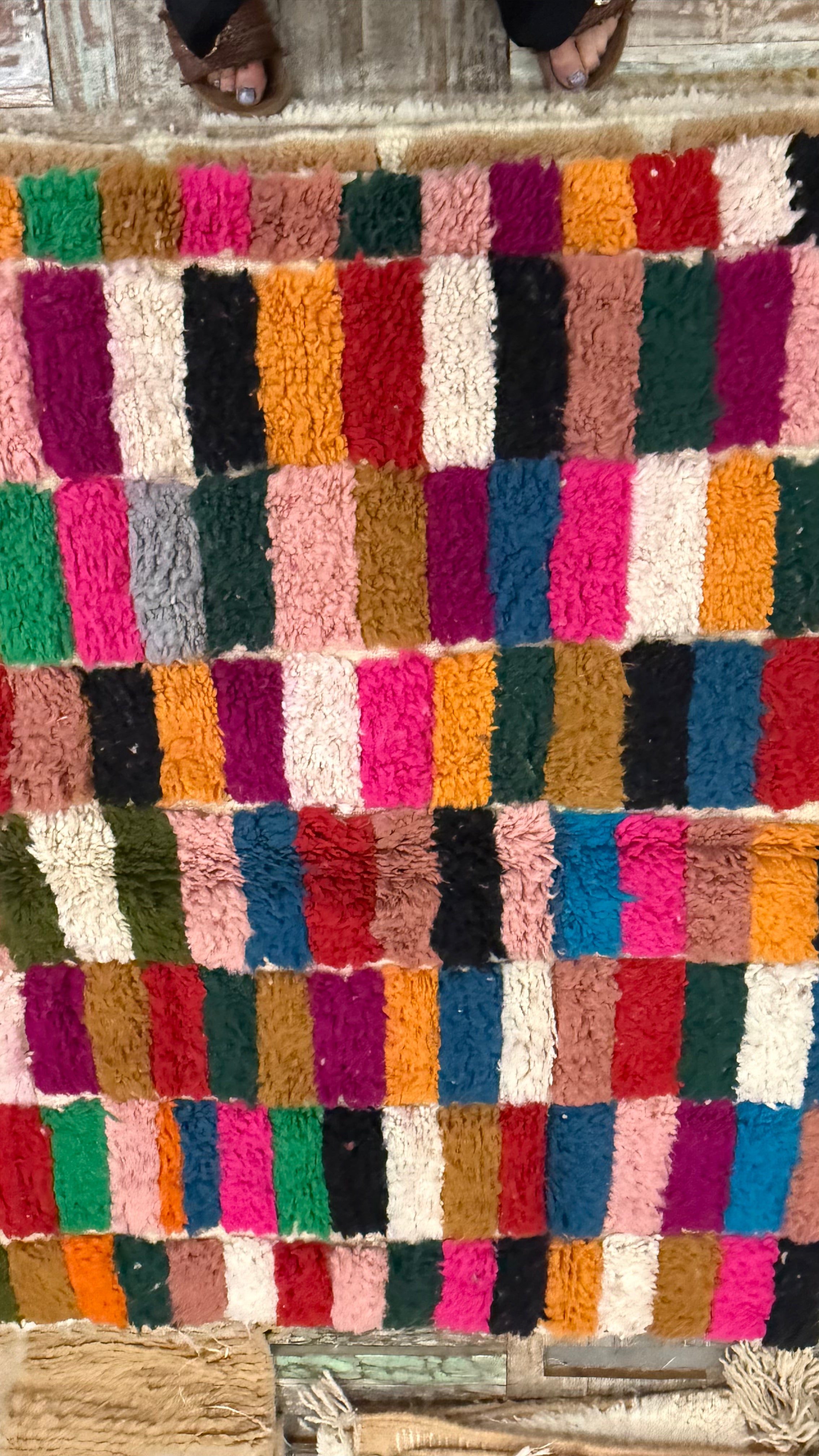 Uniek handgeweven multicolor tapijt, 100% wol, 260 x 155 cm