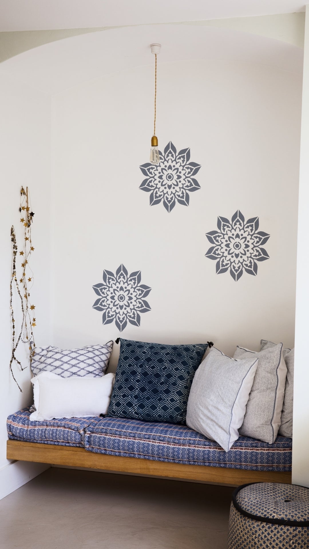 Doily Mandala - XL Mandala Stencil - 45 cm