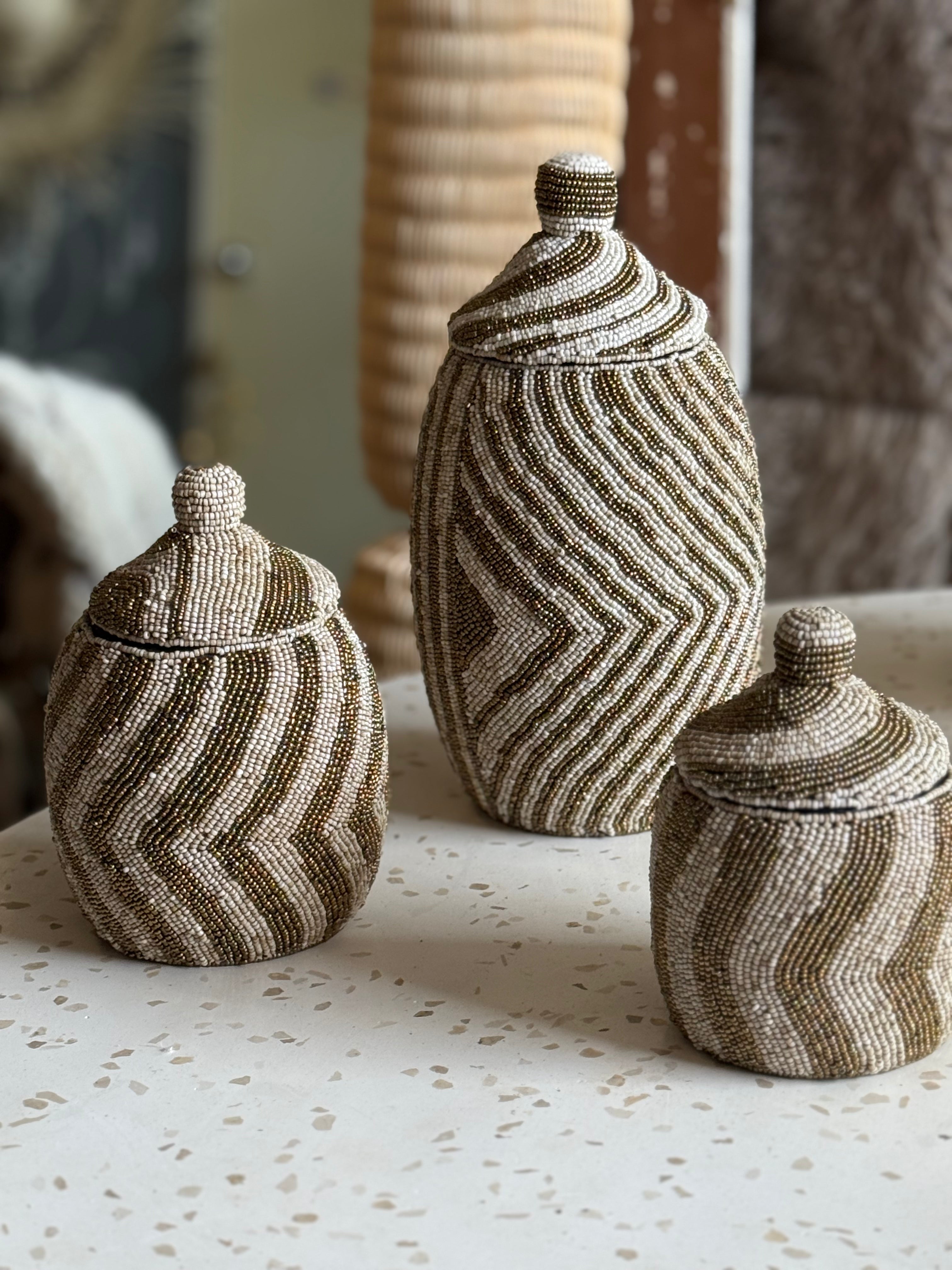 Set van 3 - houten sier vazen met kralenwerk