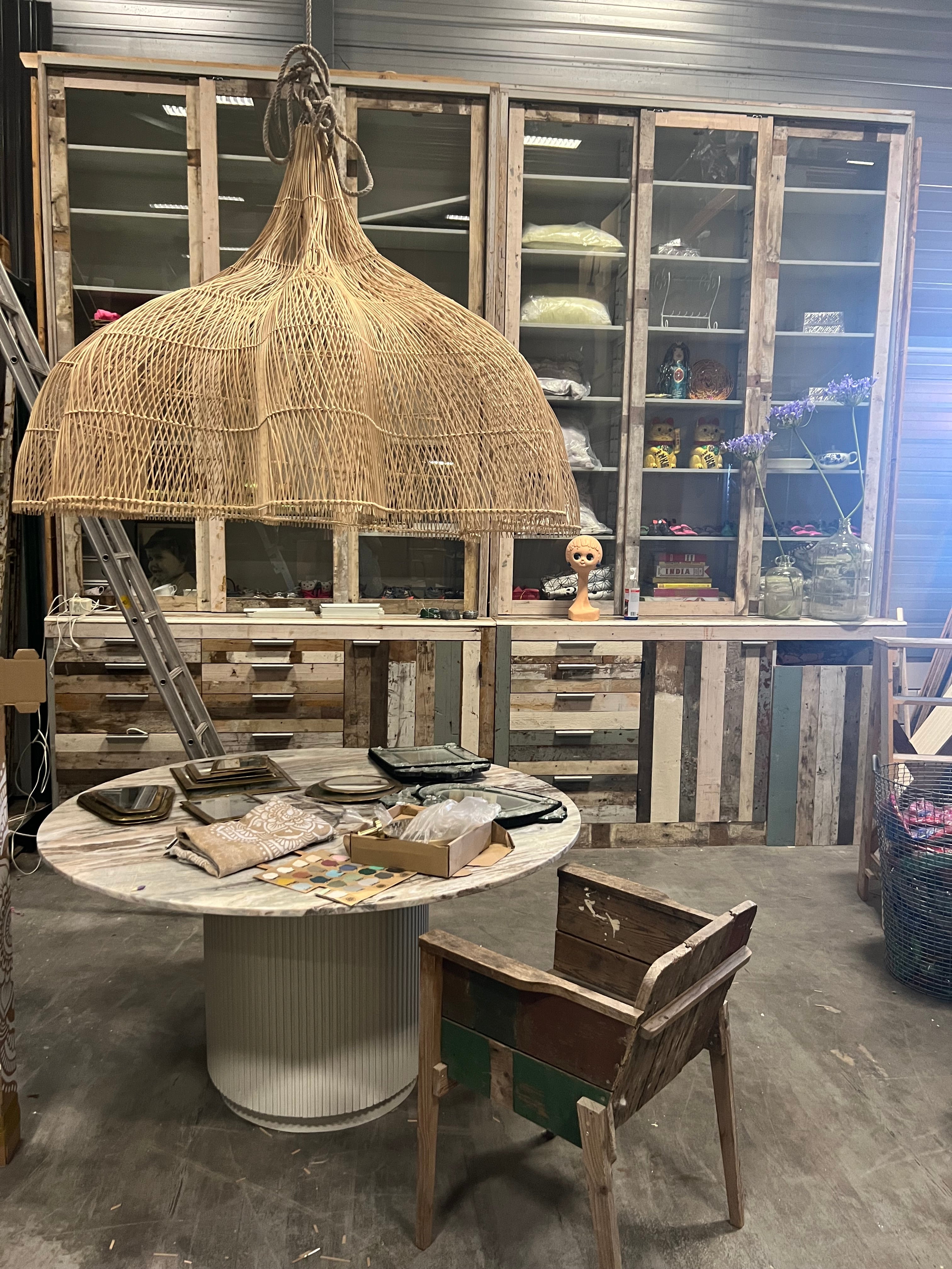 XL Handcrafted Rattan Lamp - Flower | Natural | 120 cm