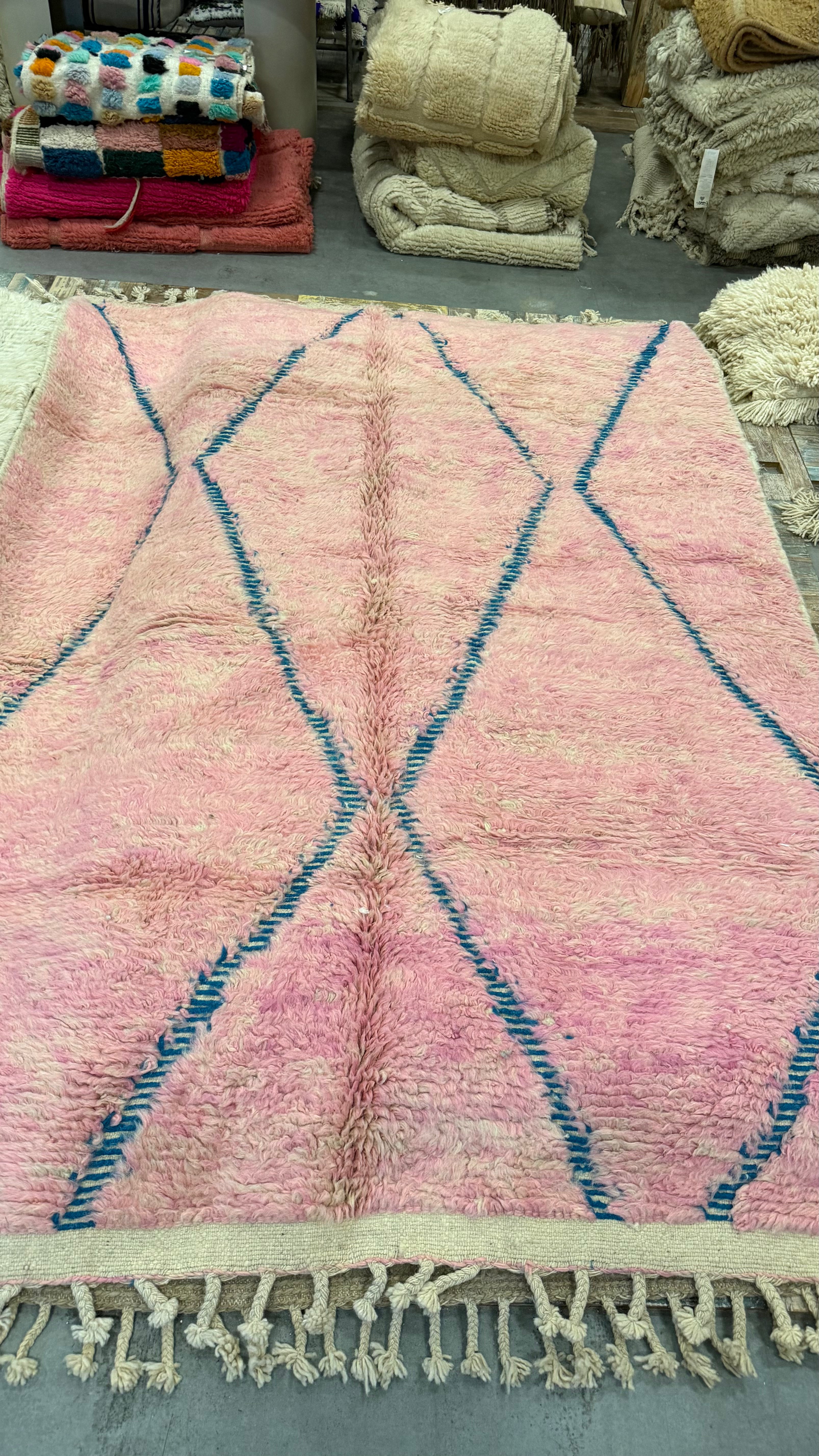 Kleed pinky vibes - 100% Wol | 260  x 155 cm - er is er maar één van in de hele wereld - nieuw binnen