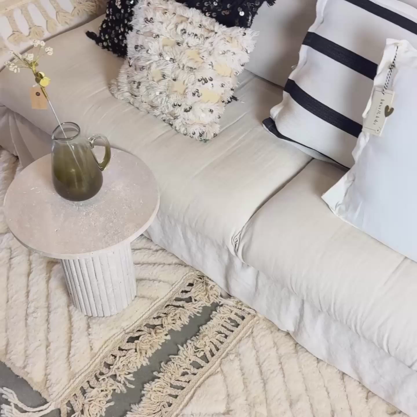 Load video: Linnen Pillow + Filling | Don&#39;t Talk Just Kiss Me | Natural