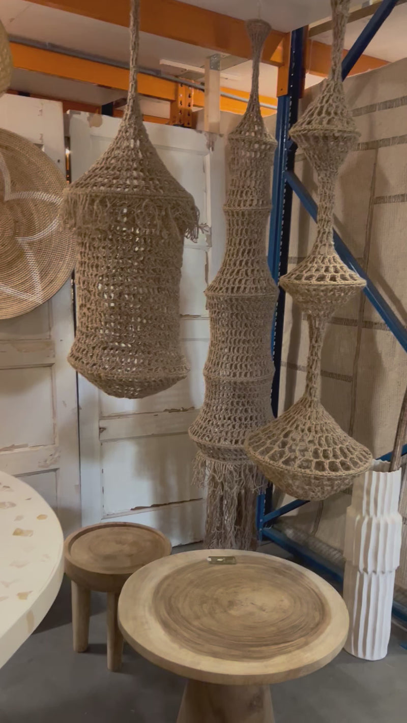 Handgemaakte Gehaakte Hangende Sculptuur van Jute – 150 cm.