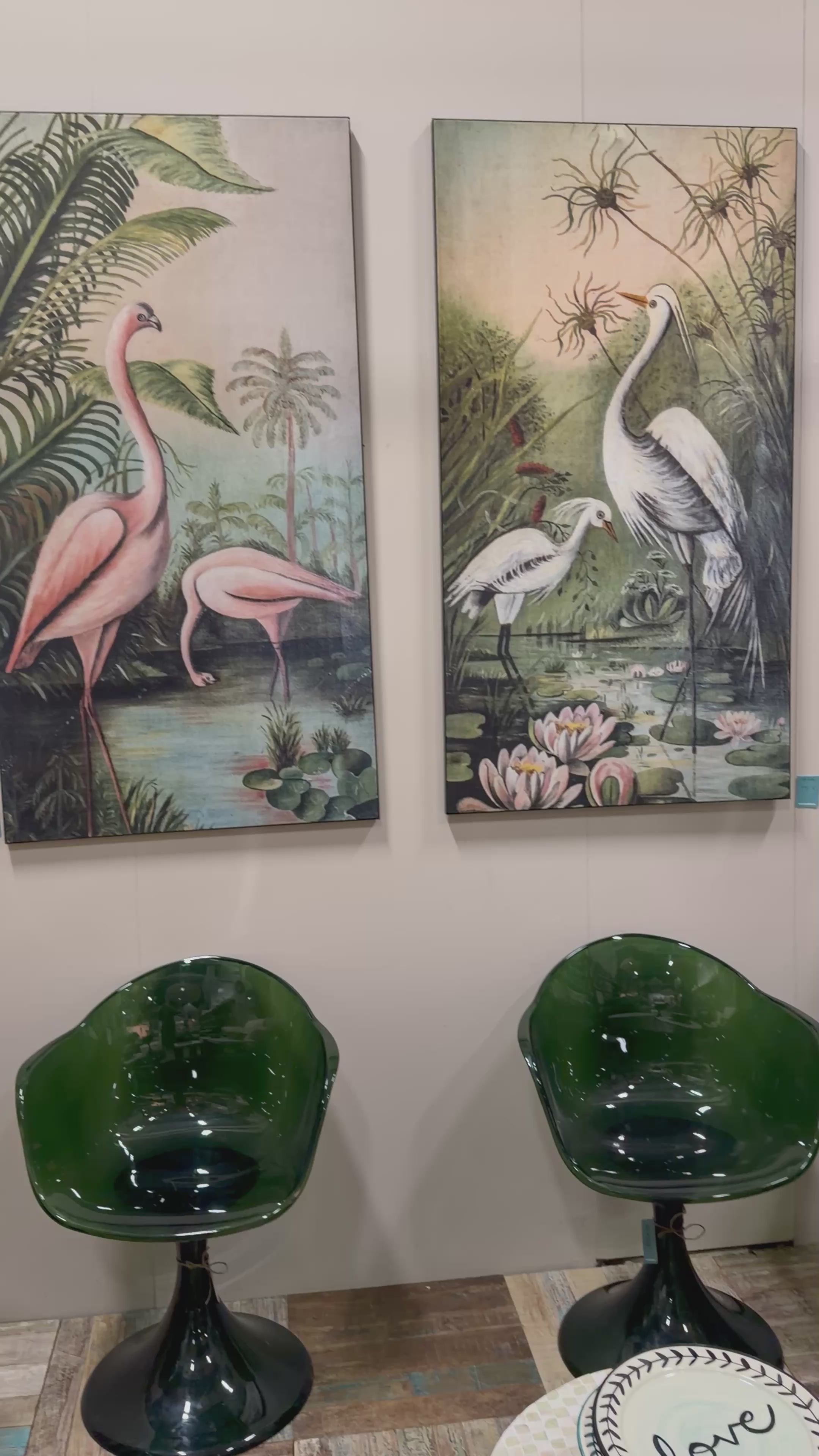 Speel de video af Smeralda · Handgeblazen Glazen Bijzettafel · Groen