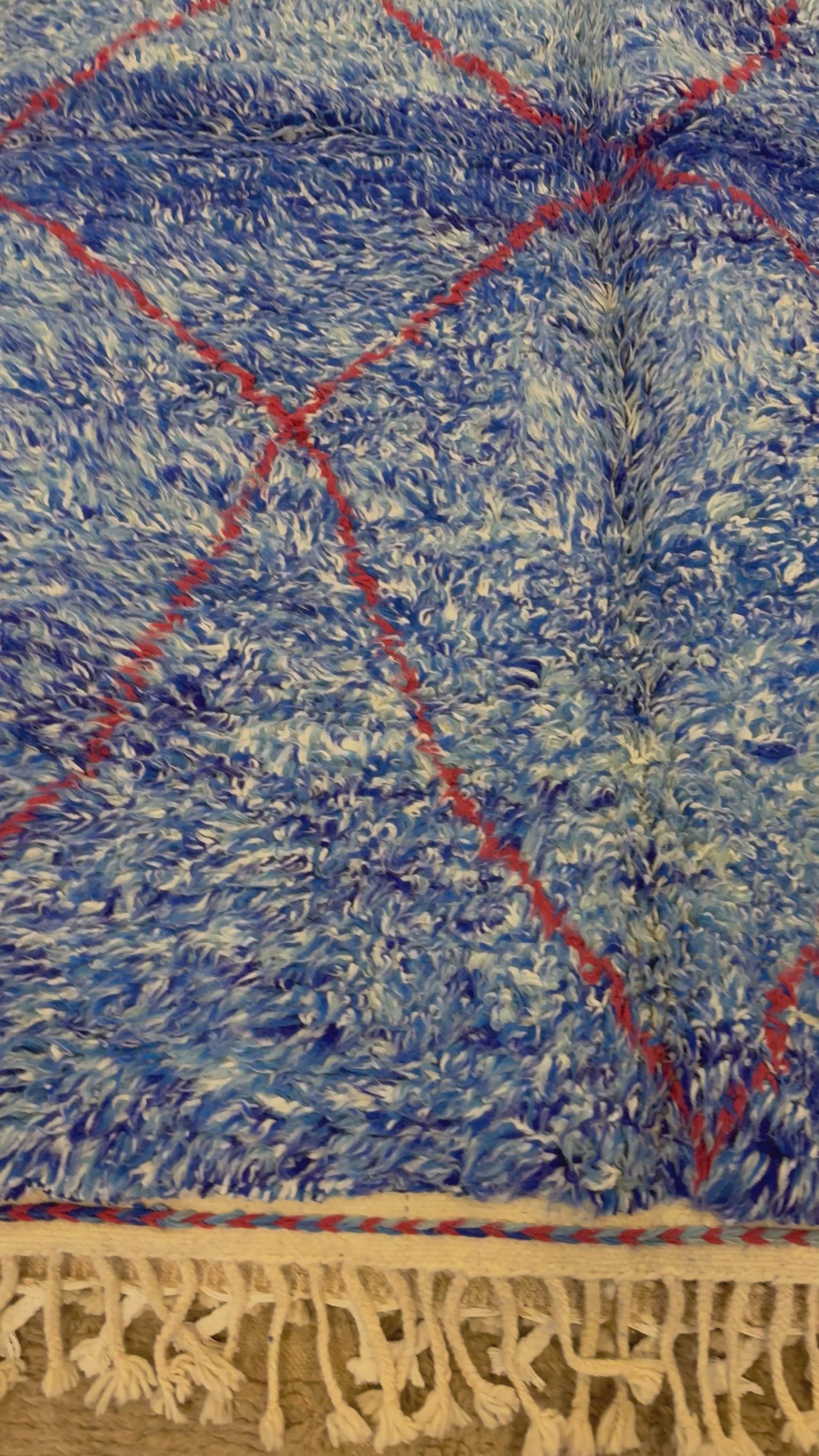 Video laden: Imilchil · Berber Wollen Meesterwerk · 160 x 260 cm · Gebroken Wit