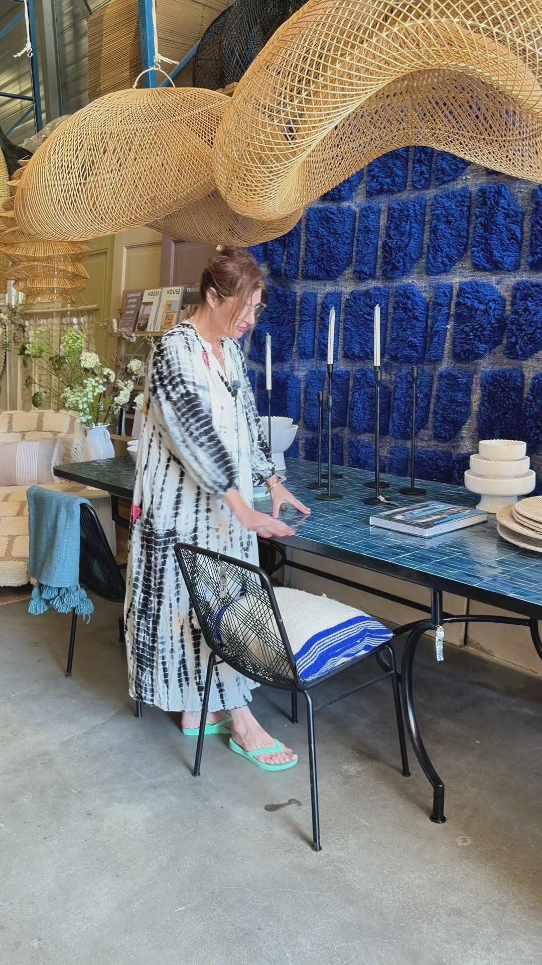 Video laden: 100% wollen kleed - 300 x 200 cm - kobalt blauw