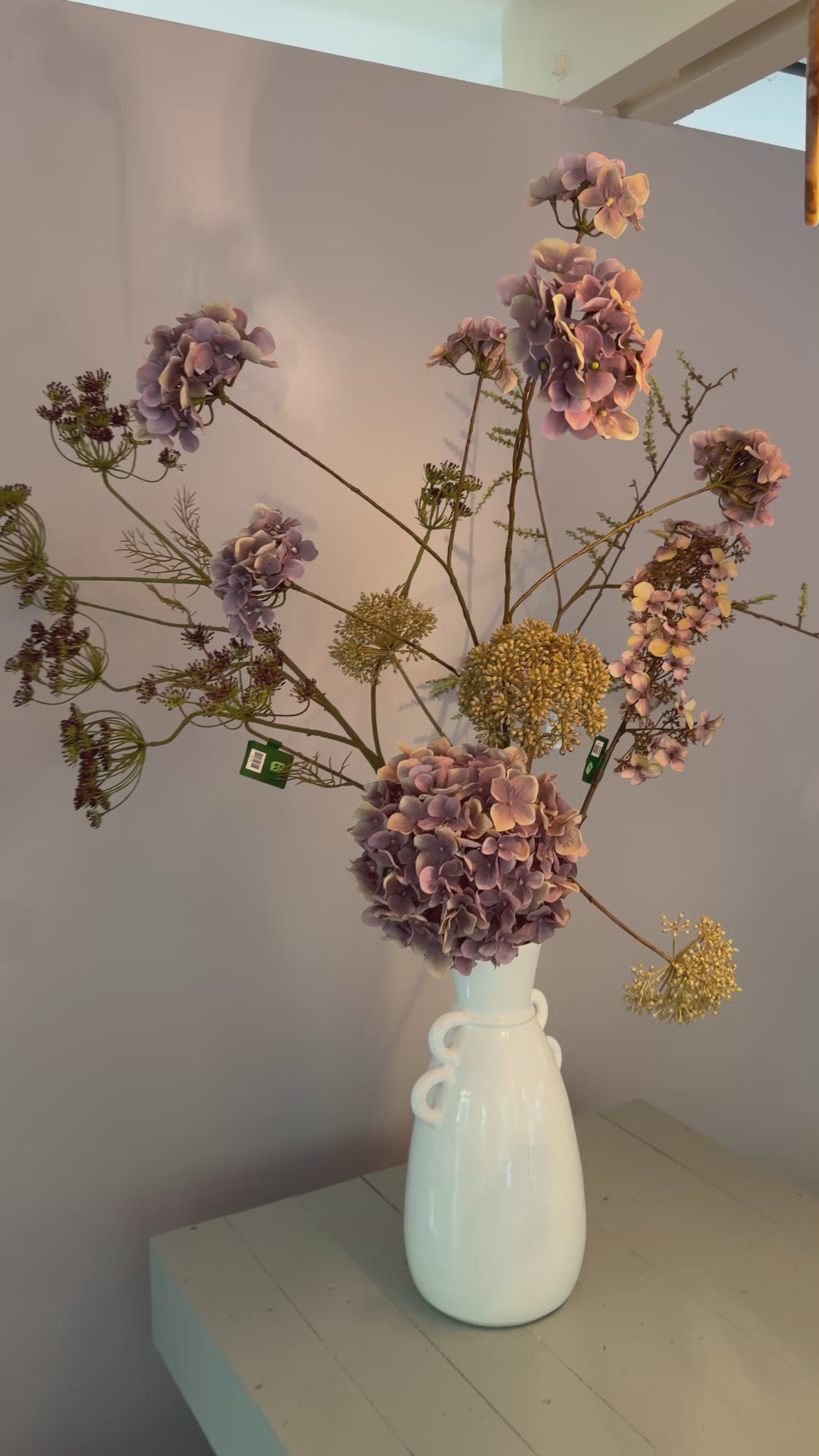 Speel de video af Boeket NORA Nº 1 | Handgebonden Silka kunstbloemen