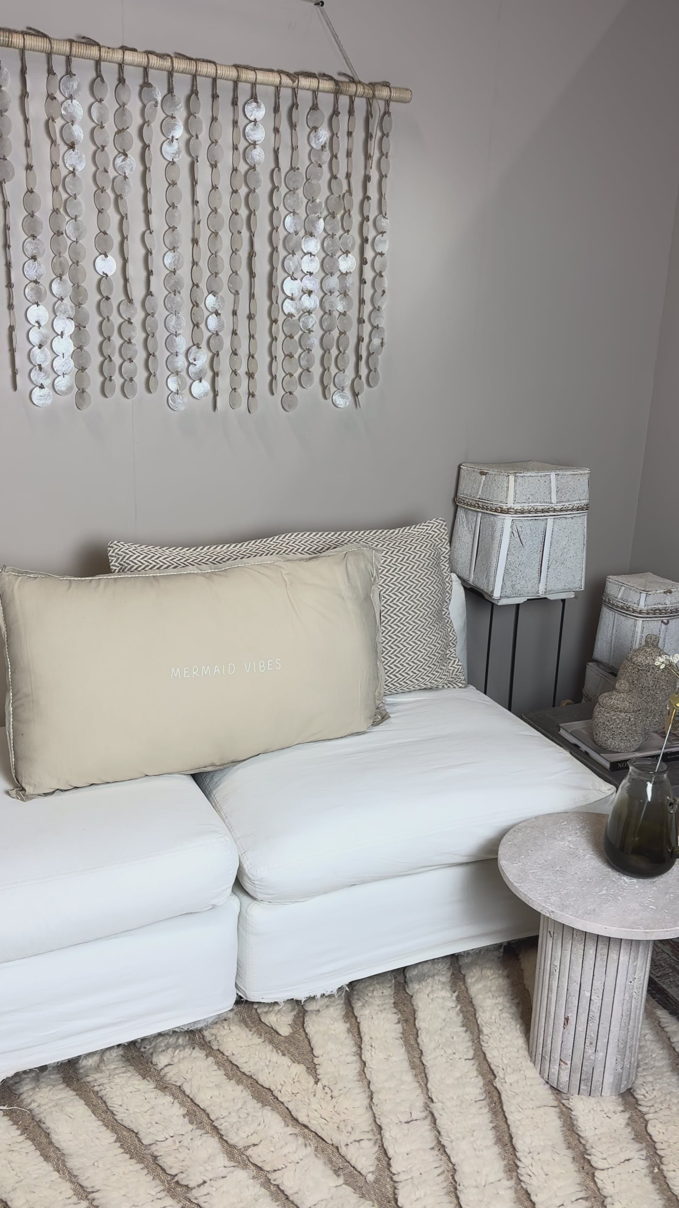 Speel de video af Linnen kussen + binnenkussen | Mermaid Vibes | Naturel